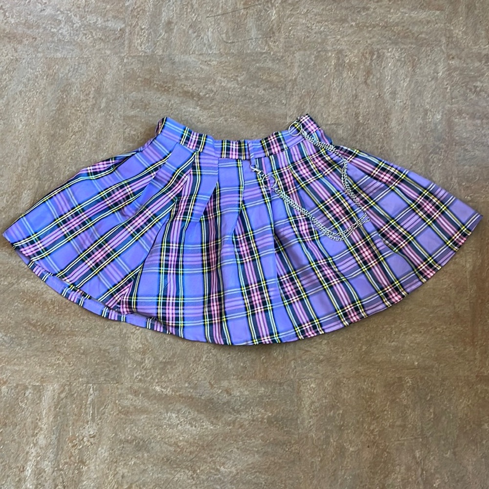 Plaid pleated chain skirt! Size M 🧡 it was too short for me🥲